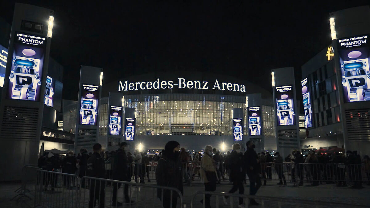 Mercedez-Benz-Arena_1
